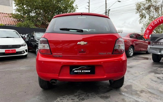 imagem-https://www.socarrao.com.br/sc-vehicle-images-prod/1725553/1785940620276-8084172_3_B_1898cf2848.jpeg