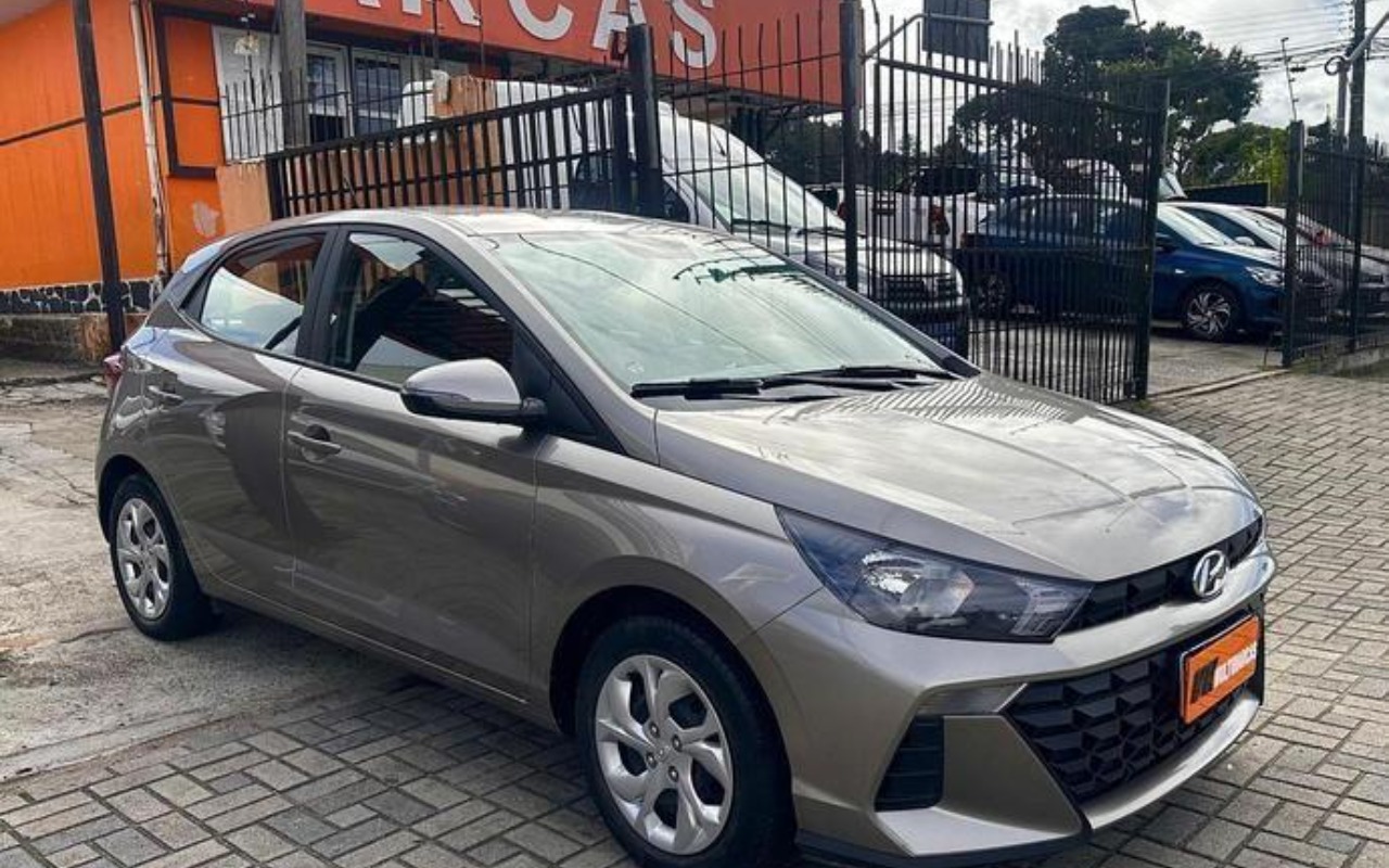 Hyundai HB20 2025 Bege — foto 1 de 3