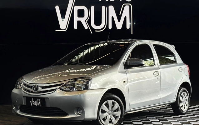 imagem-https://www.socarrao.com.br/sc-vehicle-images-prod/1725656/1779720604263-4_113005.jpg