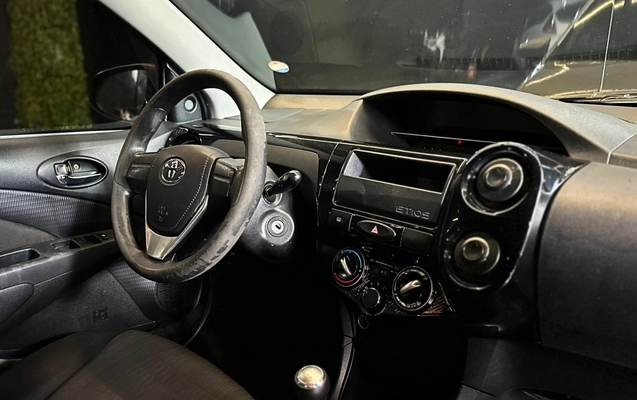 imagem-https://www.socarrao.com.br/sc-vehicle-images-prod/1725656/1779720604271-9_113005.jpg