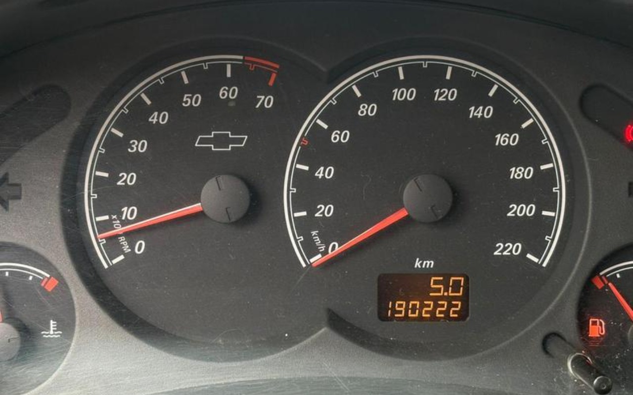 imagem-https://www.socarrao.com.br/sc-vehicle-images-prod/1725782/1779720719240-ODA0ODY0Nl8wX0JfM2Y4MTU1NWYzZC5qcGVn.jpeg
