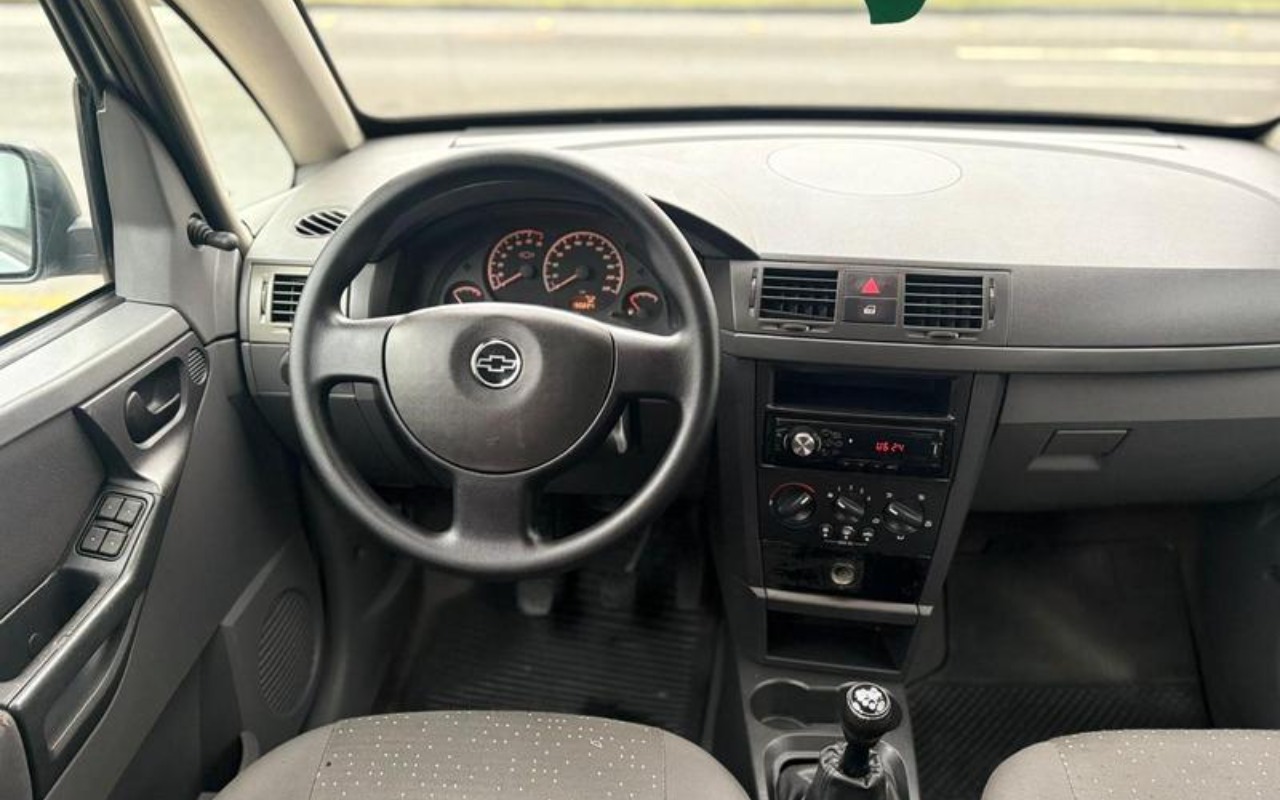 imagem-https://www.socarrao.com.br/sc-vehicle-images-prod/1725782/1779720719350-ODA0ODY0Nl80X0JfYzg4NTgyMDM5OS5qcGVn.jpeg