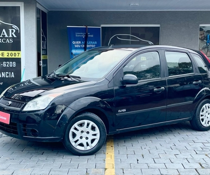 Ford Fiesta 2010 Preto — foto 1 de 3