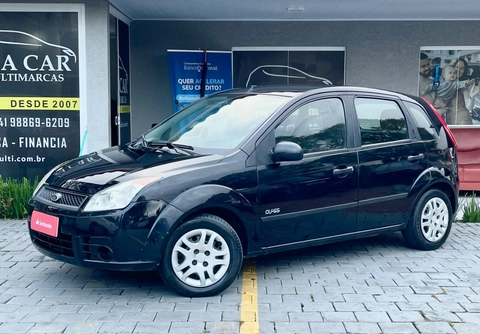 Ford Fiesta 2010 Preto — foto 1 de 3