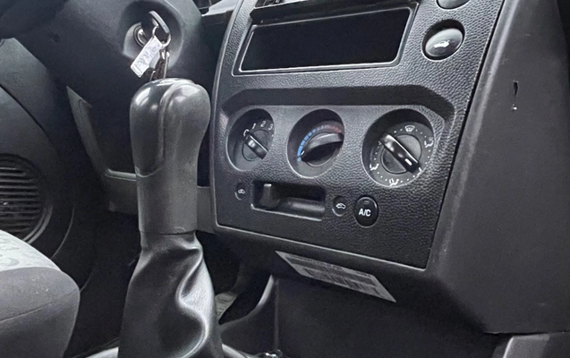 imagem-https://www.socarrao.com.br/sc-vehicle-images-prod/1726528/1779723023037-SU1HXzQxMDIuanBlZw.jpeg