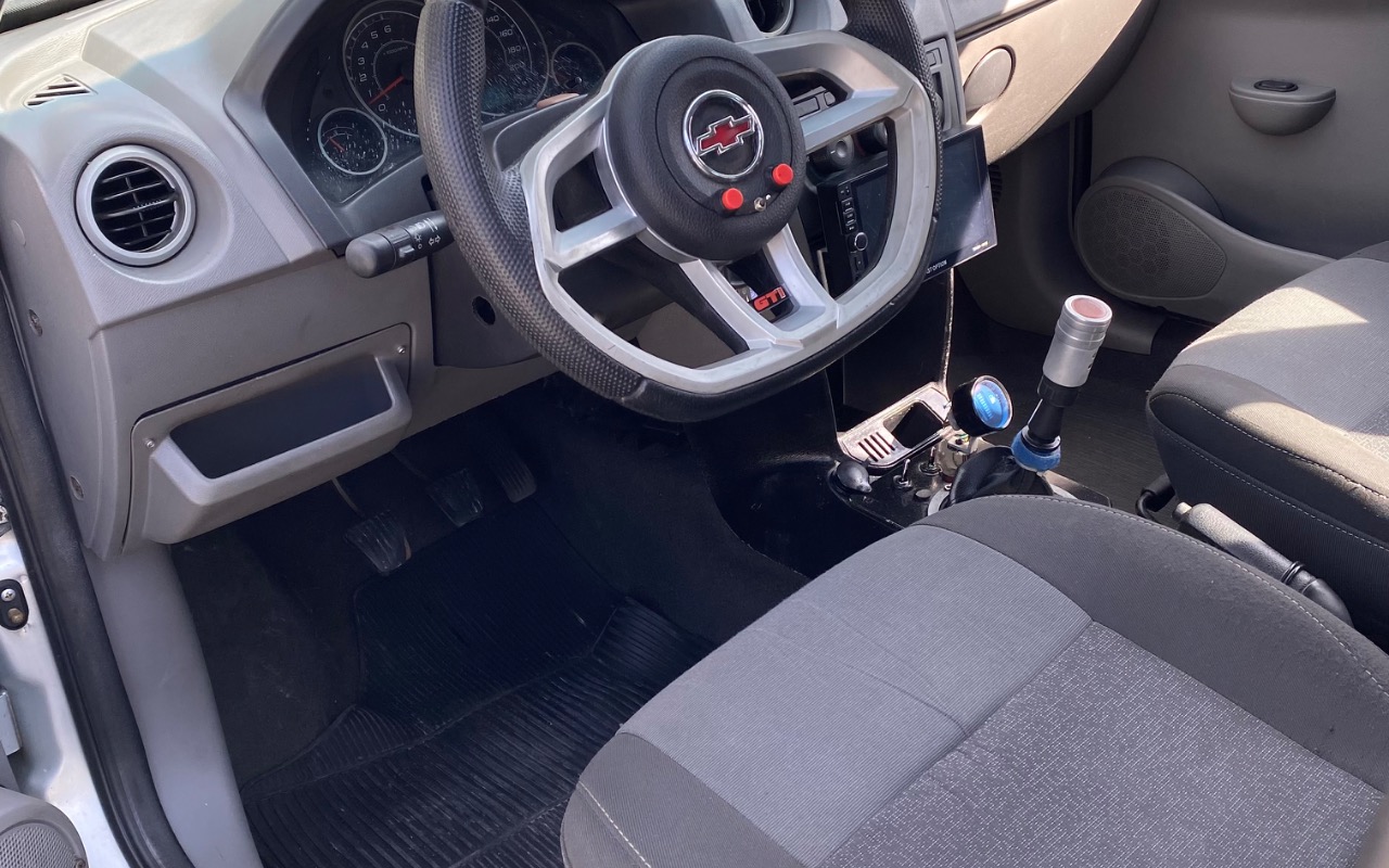 imagem-https://www.socarrao.com.br/sc-vehicle-images-prod/1726610/1779722986088-SU1HXzM5OTUuanBlZw.jpeg