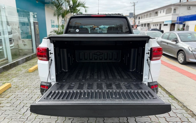 imagem-https://www.socarrao.com.br/sc-vehicle-images-prod/1726652/1779722381372-2a45e1b7-a4dd-492b-b46a-ee24a008f110.jpg