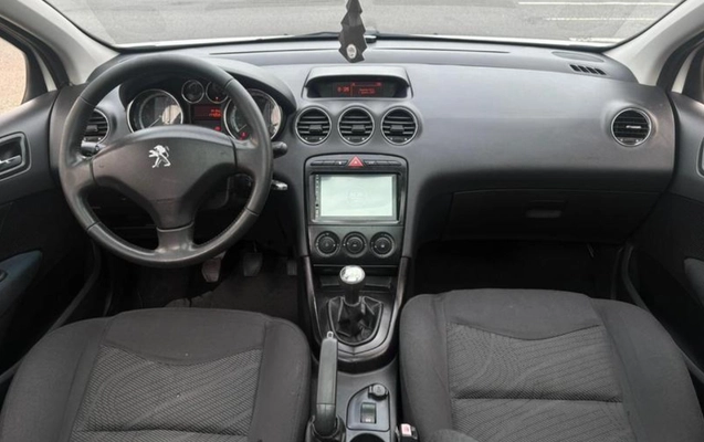 imagem-https://www.socarrao.com.br/sc-vehicle-images-prod/1727715/1779724321309-ODA3MjUxN180X0JfNGQ3N2Y1MzA1ZS5qcGVn.jpeg