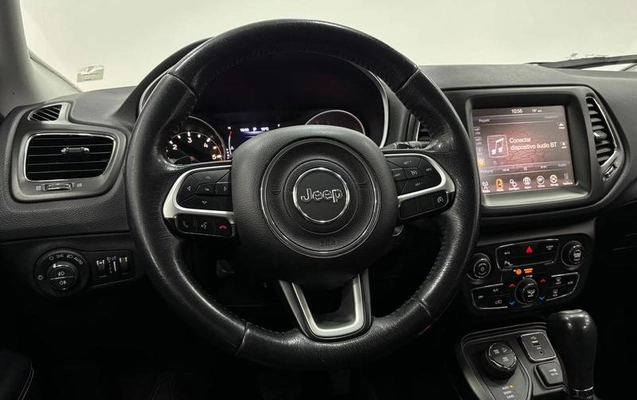 imagem-https://www.socarrao.com.br/sc-vehicle-images-prod/1728036/1789151556579-8055513_14_B_d10a5014ba.jpeg