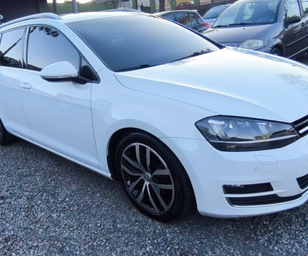 Volkswagen Golf 2016 Branco — foto 1 de 3