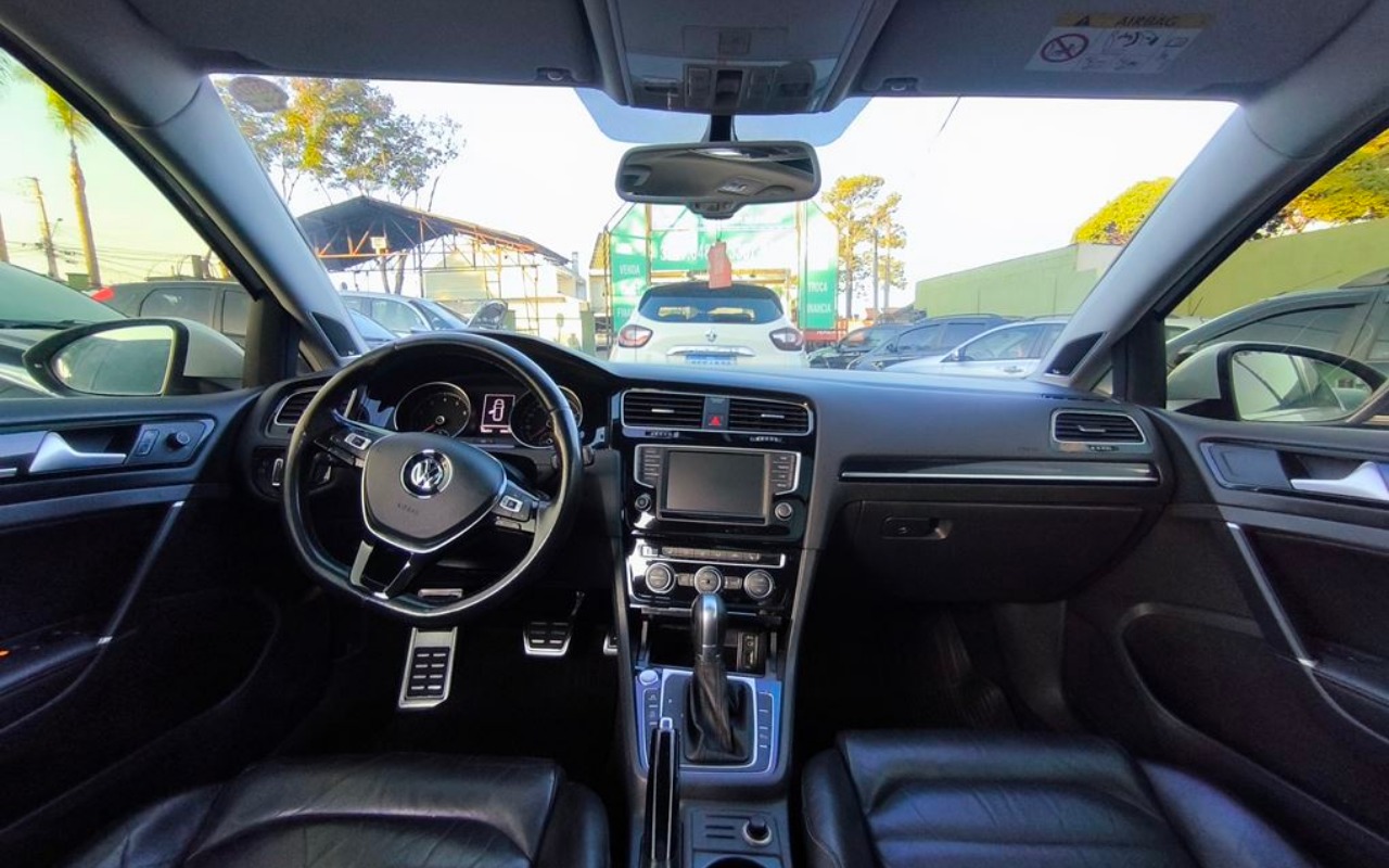 imagem-https://www.socarrao.com.br/sc-vehicle-images-prod/1728308/1780002238677-SU1HXzIwMjYwNTI4XzE2NTg0MCAoQ29weSkuanBn.jpg