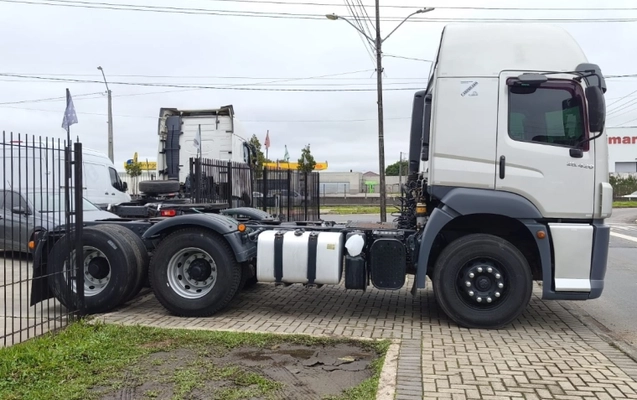 imagem-https://www.socarrao.com.br/sc-vehicle-images-prod/1729318/1779729386163-xKzA75OfCIhaGaCQYqgmd6e3NZMcn70q.jpg