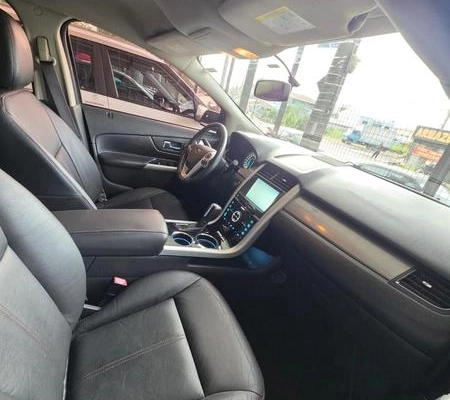 imagem-https://www.socarrao.com.br/sc-vehicle-images-prod/1731508/1787745608929-8104803_11_B_035f3aef79.jpeg