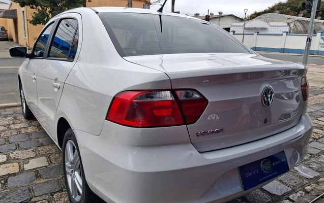 imagem-https://www.socarrao.com.br/sc-vehicle-images-prod/1732757/1785588132336-8120335_10_B_422ca8306d.jpeg
