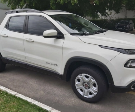Fiat Toro 2017 Branco — foto 1 de 3