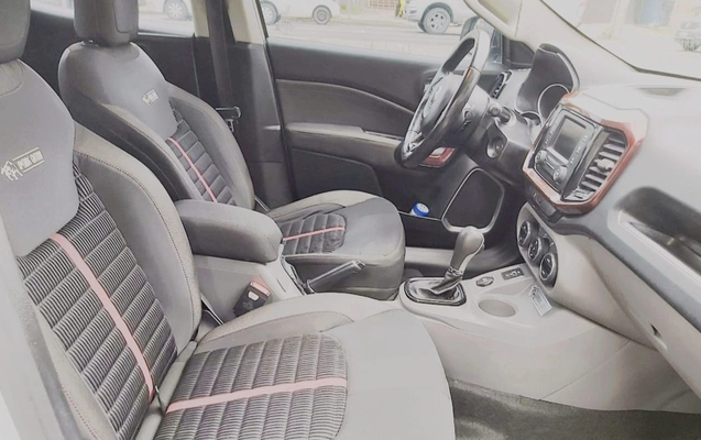 imagem-https://www.socarrao.com.br/sc-vehicle-images-prod/1732983/1779737136085-V2hhdHNBcHAgSW1hZ2UgMjAyNi0wNS0yNSBhdCAxNi4yMi4yMS5qcGVn.jpeg
