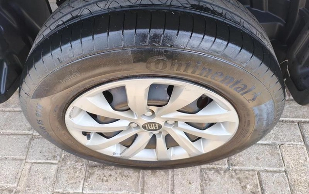 imagem-https://www.socarrao.com.br/sc-vehicle-images-prod/1733397/1790885803329-8110600_15_B_6872fc941c.jpeg