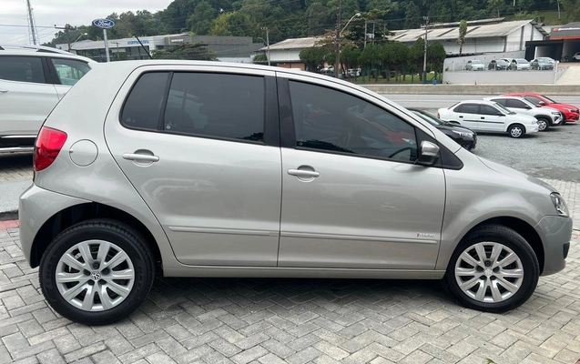 imagem-https://www.socarrao.com.br/sc-vehicle-images-prod/1734100/1779739537904-f3512e28c57f43ef942063d50c6f8949_1779739301954.jpeg