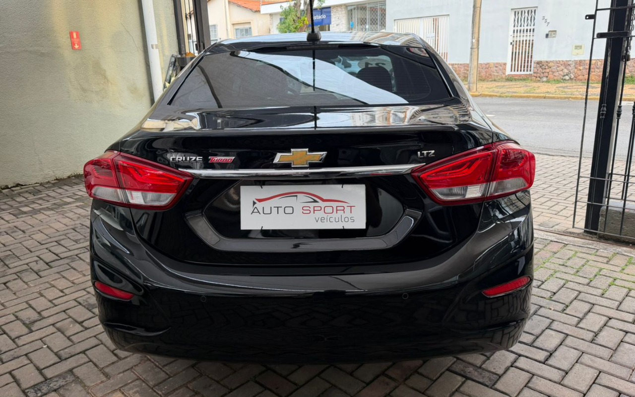 imagem-https://www.socarrao.com.br/sc-vehicle-images-prod/1734656/1779740885697-V2hhdHNBcHAgSW1hZ2UgMjAyNi0wNS0yNSBhdCAxNi40Mi40OSAoMSkuanBlZw.jpeg