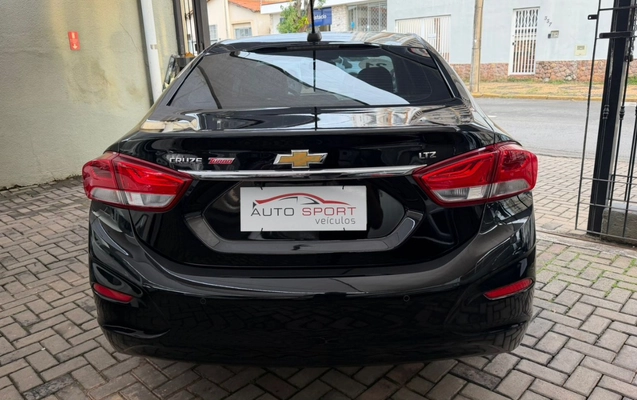 imagem-https://www.socarrao.com.br/sc-vehicle-images-prod/1734656/1779740885697-V2hhdHNBcHAgSW1hZ2UgMjAyNi0wNS0yNSBhdCAxNi40Mi40OSAoMSkuanBlZw.jpeg
