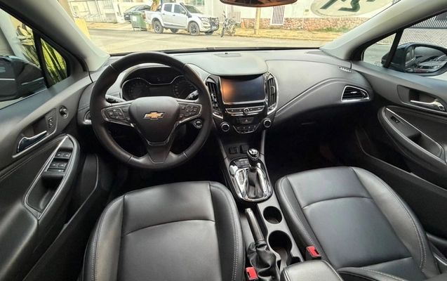 imagem-https://www.socarrao.com.br/sc-vehicle-images-prod/1734656/1779740885913-V2hhdHNBcHAgSW1hZ2UgMjAyNi0wNS0yNSBhdCAxNi40Mi40OC5qcGVn.jpeg