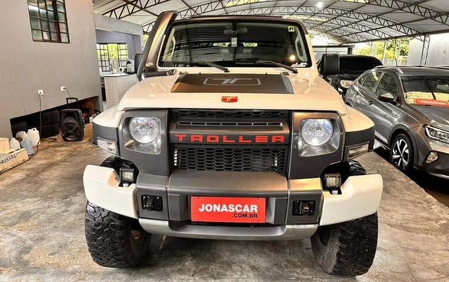 imagem-https://www.socarrao.com.br/sc-vehicle-images-prod/1734756/1788975874510-8122001_5_B_1aaa0d34cc.jpeg