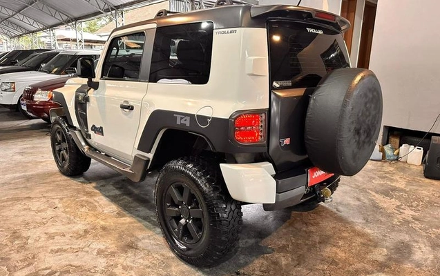 imagem-https://www.socarrao.com.br/sc-vehicle-images-prod/1734756/1788975874513-8122001_9_B_ce08d17d9c.jpeg