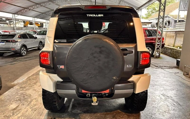 imagem-https://www.socarrao.com.br/sc-vehicle-images-prod/1734756/1788975874514-8122001_12_B_e819e766db.jpeg
