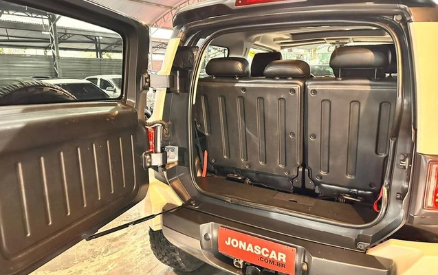 imagem-https://www.socarrao.com.br/sc-vehicle-images-prod/1734756/1788975874532-8122001_12_B_7189d7a83f.jpeg