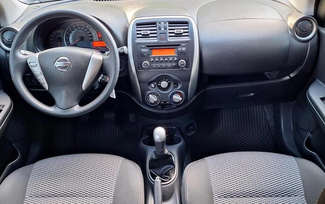 imagem-https://www.socarrao.com.br/sc-vehicle-images-prod/1735071/1788011746487-8121657_13_B_3f5125b52f.jpeg