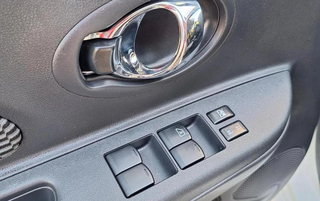 imagem-https://www.socarrao.com.br/sc-vehicle-images-prod/1735071/1788011746489-8121657_10_B_dcfd5934dd.jpeg
