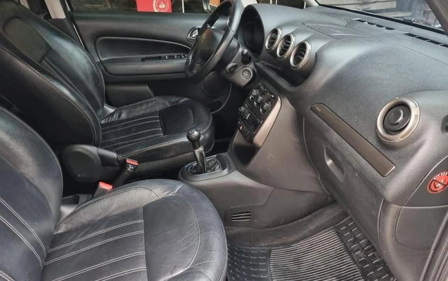 imagem-https://www.socarrao.com.br/sc-vehicle-images-prod/1735191/1787851006172-8117400_4_B_cab17955e1.jpeg