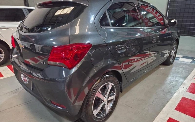 imagem-https://www.socarrao.com.br/sc-vehicle-images-prod/1735260/1779981965357-8122116_1_B_56ba56f811.jpeg