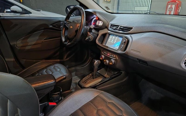 imagem-https://www.socarrao.com.br/sc-vehicle-images-prod/1735260/1779981965370-8122116_14_B_b9eaa9f52d.jpeg