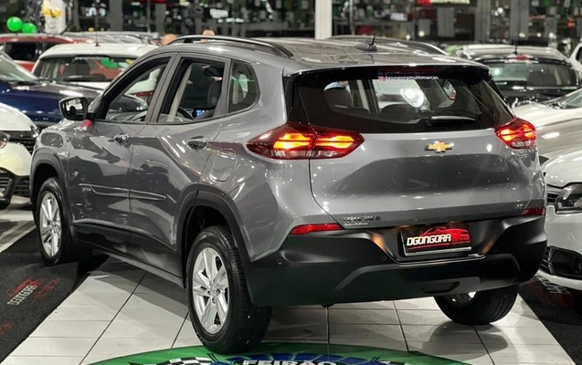 imagem-https://www.socarrao.com.br/sc-vehicle-images-prod/1735297/1787074927872-8122177_4_B_62c5c0d115.jpeg