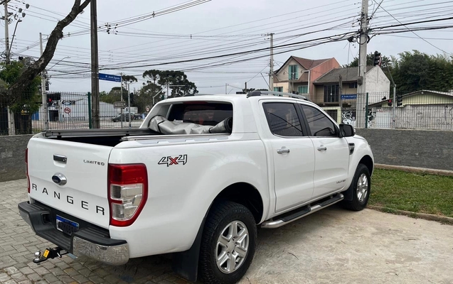 imagem-https://www.socarrao.com.br/sc-vehicle-images-prod/1738574/1779748596309-NDFjOWE2MWYtNGMwMS00ZDI1LTk1OTktMmQ4YmUwZTczMjA5LmpwZWc.jpeg