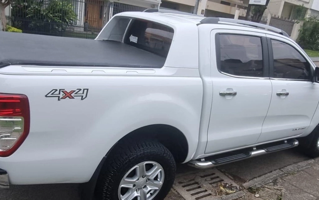 imagem-https://www.socarrao.com.br/sc-vehicle-images-prod/1738574/1779748597523-NGU4ZTE0MzQtYzQ0ZC00ZWM0LWI4NTAtYTc5MzBmNDEwZTM5LmpwZWc.jpeg