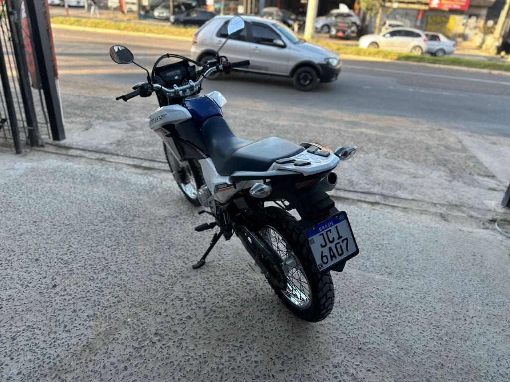 imagem-https://www.socarrao.com.br/sc-vehicle-images-prod/17412/1769988068746-7034754OR_1762195836_65_910.jpg