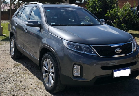 Kia Sorento 2.4 16V 4x2 Aut. 2014 Cinza — foto 1 de 3