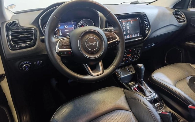 imagem-https://www.socarrao.com.br/sc-vehicle-images-prod/1742615/1784755287870-8122518_6_B_4975d31bca.jpeg