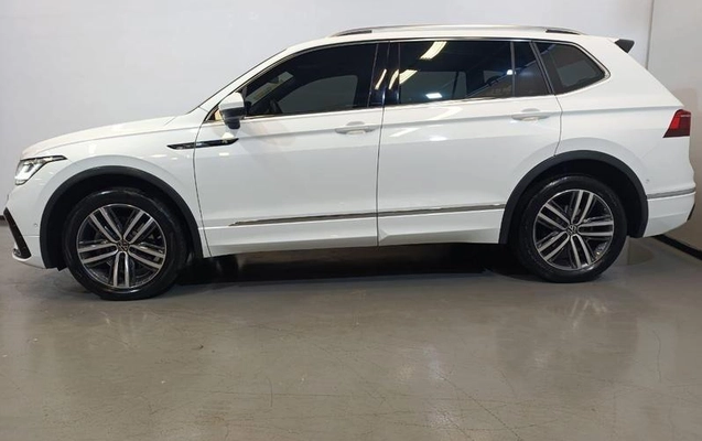 imagem-https://www.socarrao.com.br/sc-vehicle-images-prod/1742930/1790723105153-8122520_1_B_dc70fad9e2.jpeg