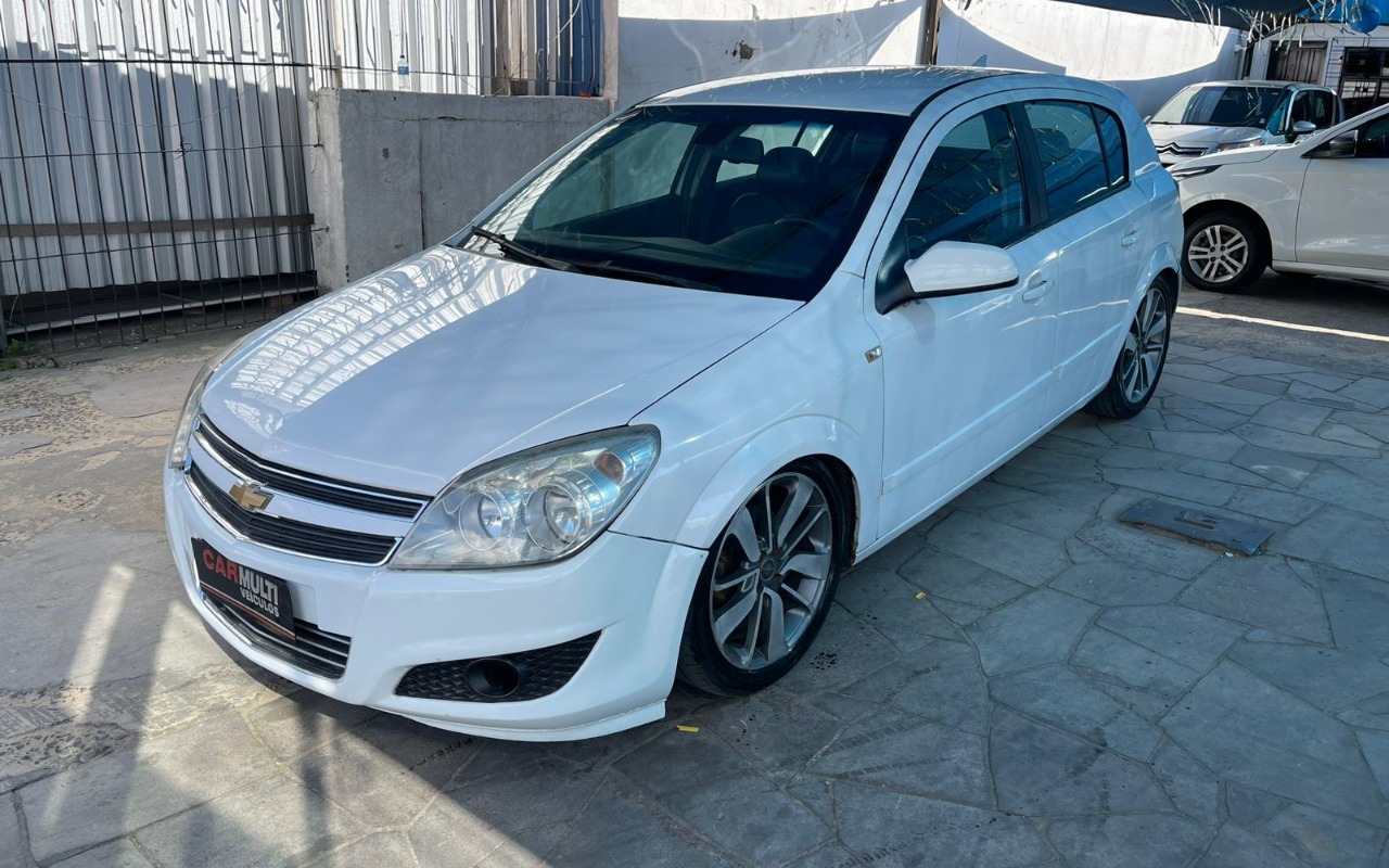 imagem-https://www.socarrao.com.br/sc-vehicle-images-prod/17436/1771943225879-V2hhdHNBcHAgSW1hZ2UgMjAyNi0wMS0xOSBhdCAxNS4wOS4zOC5qcGVn.jpeg