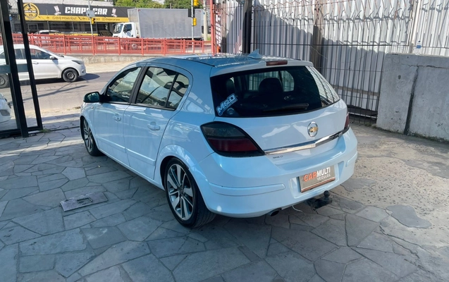 imagem-https://www.socarrao.com.br/sc-vehicle-images-prod/17436/1771943226153-V2hhdHNBcHAgSW1hZ2UgMjAyNi0wMS0xOSBhdCAxNS4wOS4zMS5qcGVn.jpeg