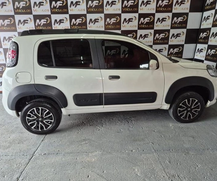 Fiat Uno WAY 1.0 Flex 6V 5p 2017 Branco — foto 1 de 3