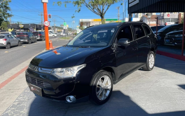 imagem-https://www.socarrao.com.br/sc-vehicle-images-prod/1755020/1787929511134-e8b7c0c84e0c40d8a0f1ab794761ae6c_1779719682897.jpeg