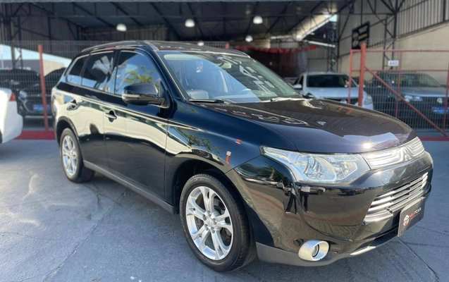 imagem-https://www.socarrao.com.br/sc-vehicle-images-prod/1755020/1787929511135-2ceea41c49ca4ca881b271bbe0a7379d_1779719683869.jpeg