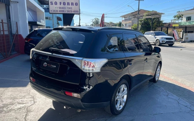 imagem-https://www.socarrao.com.br/sc-vehicle-images-prod/1755020/1787929511140-ec168011eb584260b30d1b5b4967085c_1779719687866.jpeg