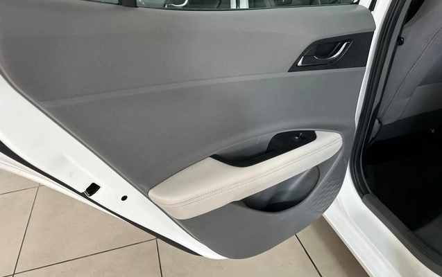 imagem-https://www.socarrao.com.br/sc-vehicle-images-prod/1755736/1788466453790-8057607_10_B_e887eff5e4.jpeg