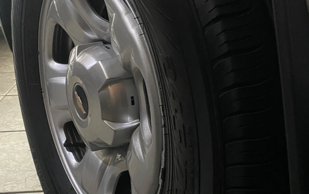 imagem-https://www.socarrao.com.br/sc-vehicle-images-prod/1756428/1779802178059-SU1HXzE4NzcuanBlZw.jpeg