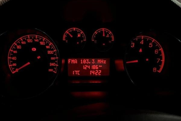 imagem-https://www.socarrao.com.br/sc-vehicle-images-prod/1756777/1784052581399-8006544_4_B_c7e47bc70f.jpeg